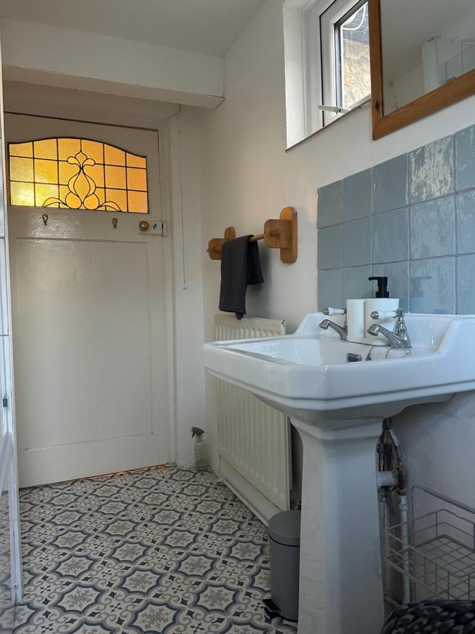 Nutshell Cottage Seaton  Esterno foto